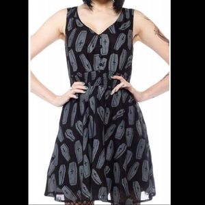 SOURPUSS Six Feet Under Gauzy Dress Large L